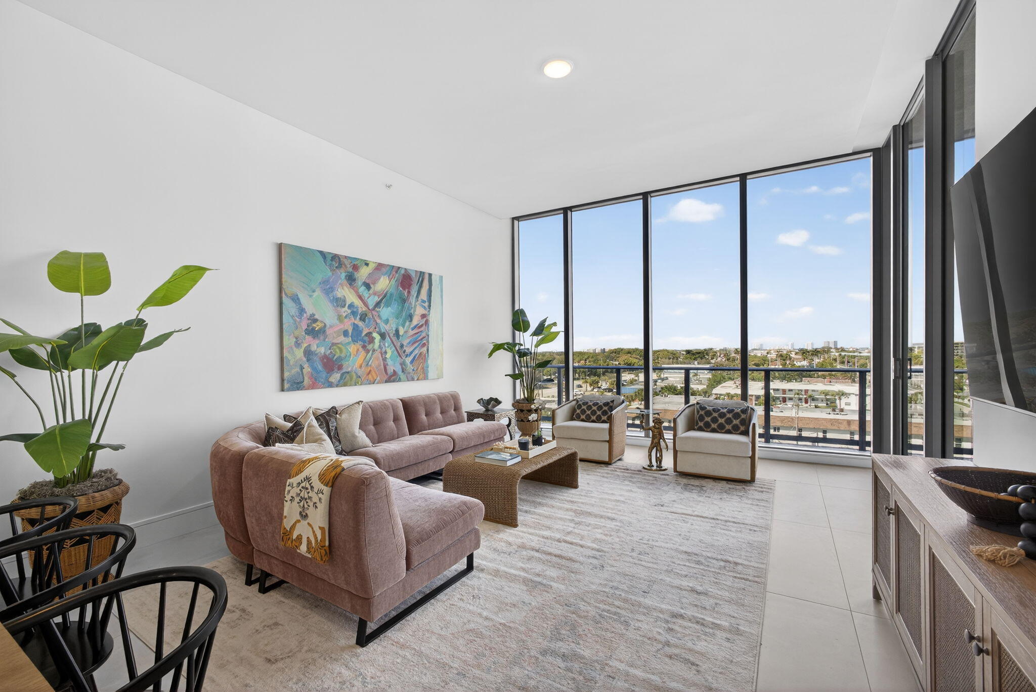 NAUTILUS 220 CONDO - Residential