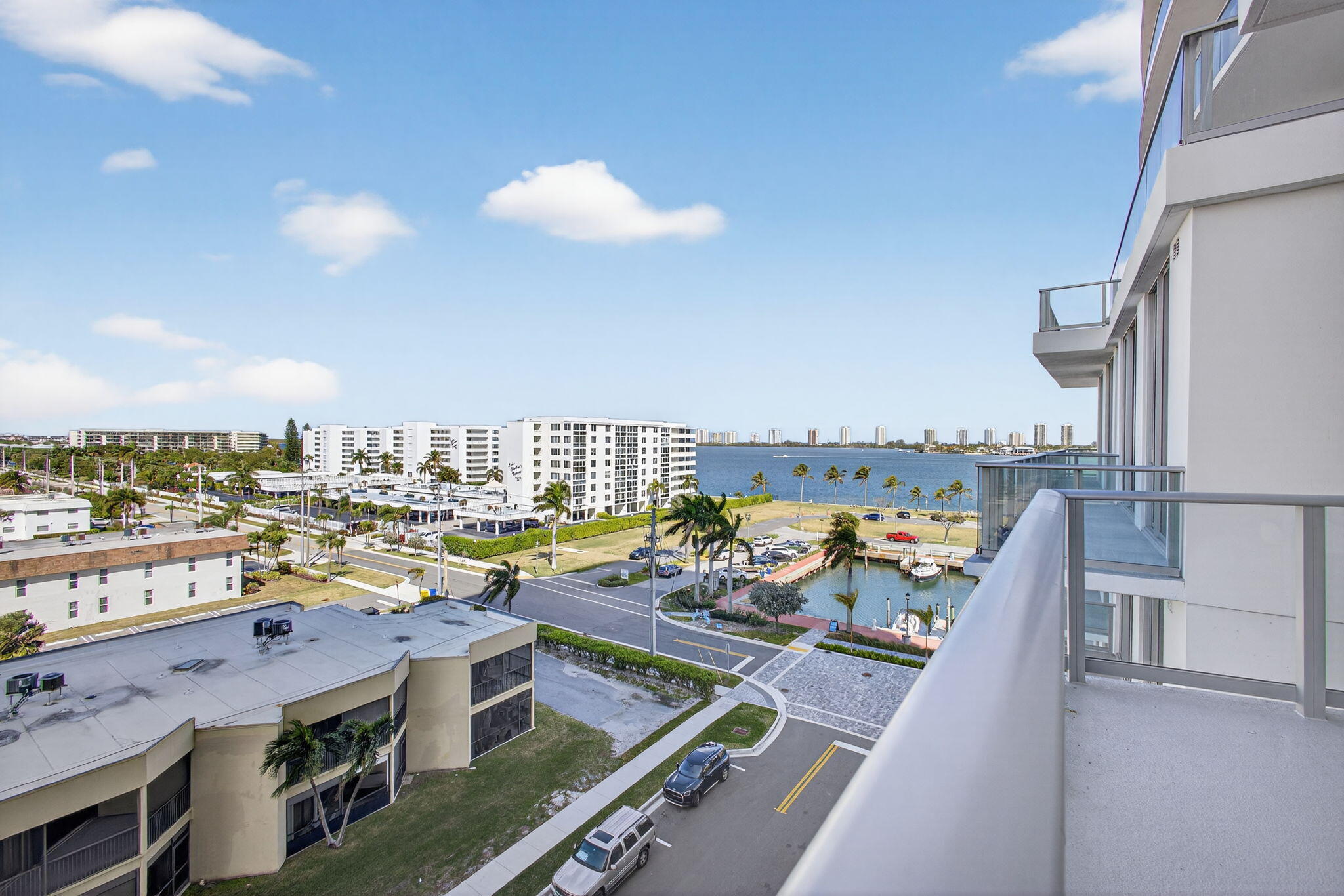 NAUTILUS 220 CONDO - Residential