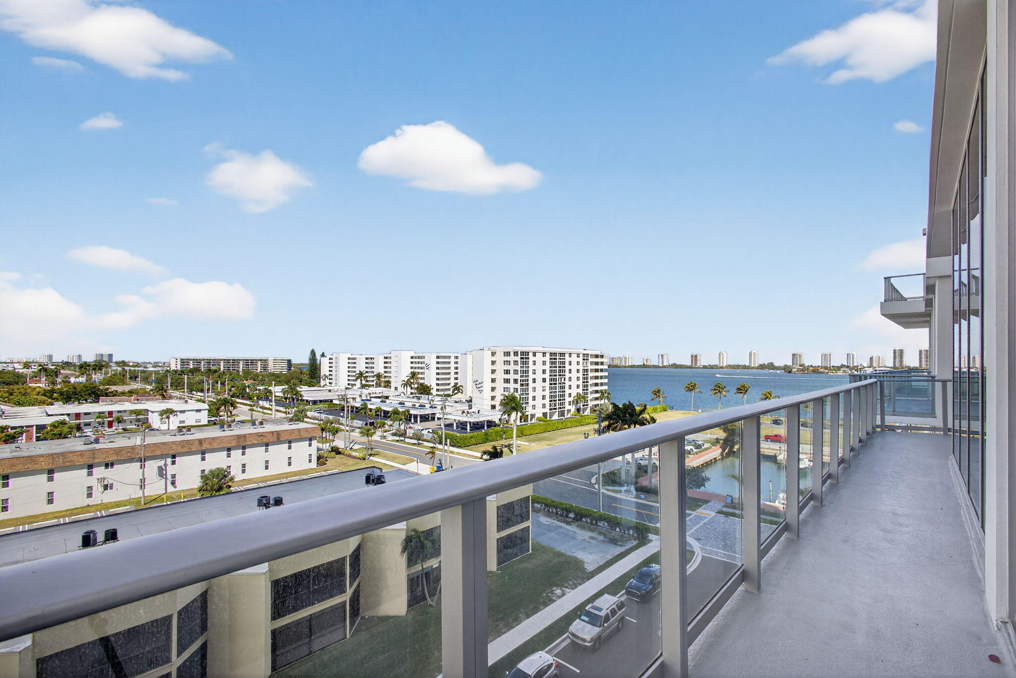 NAUTILUS 220 CONDO - Residential