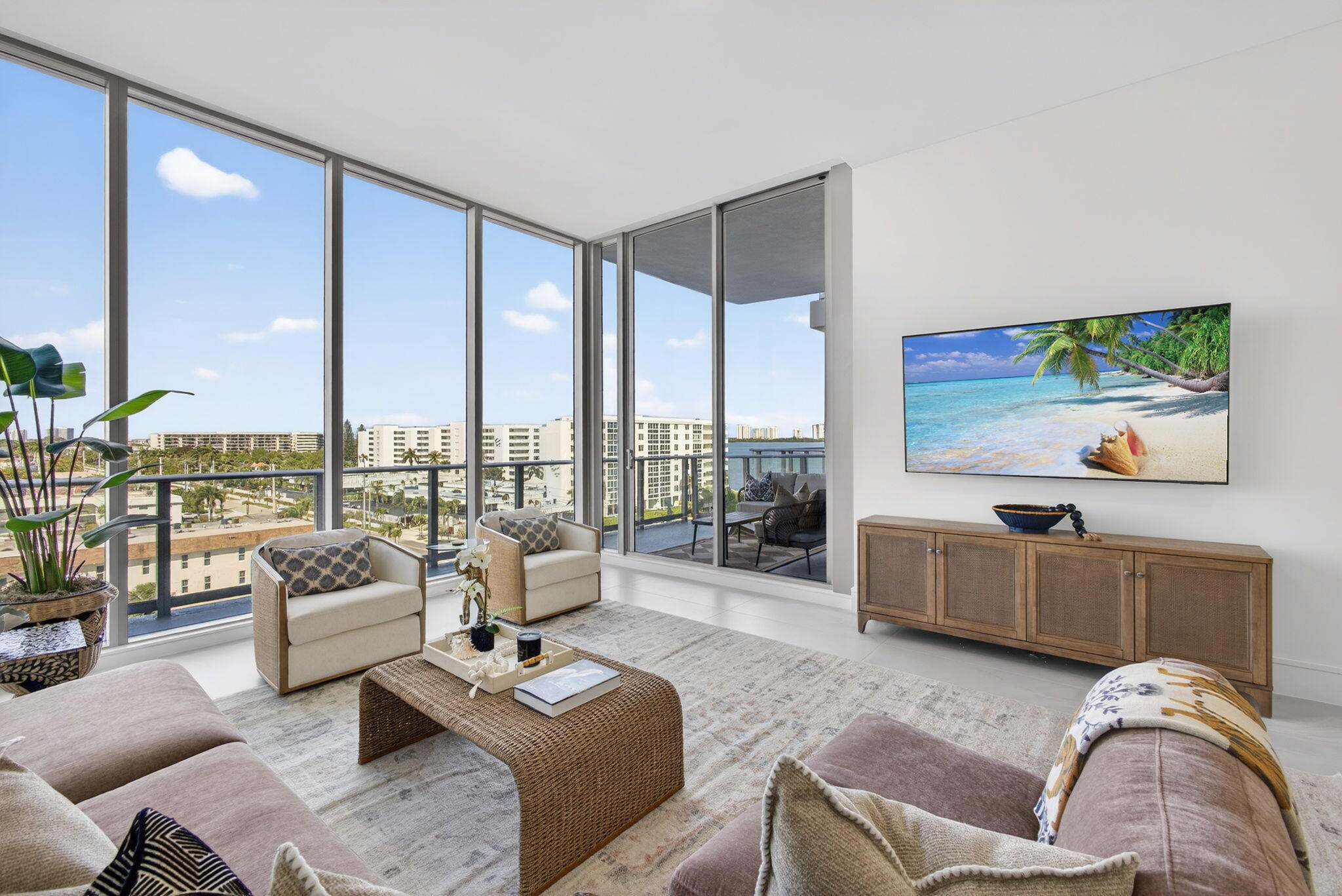 NAUTILUS 220 CONDO - Residential