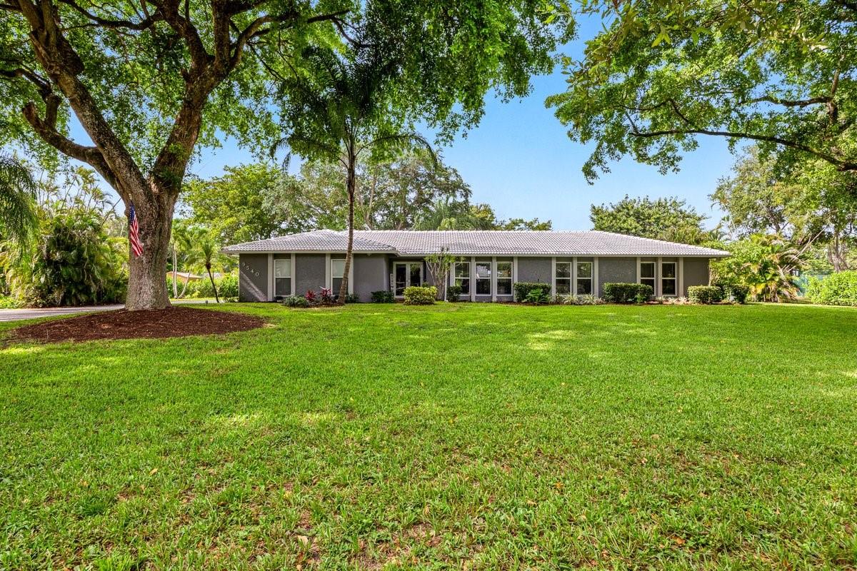 THE HILLS - Residential