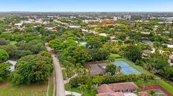 THE HILLS - Residential