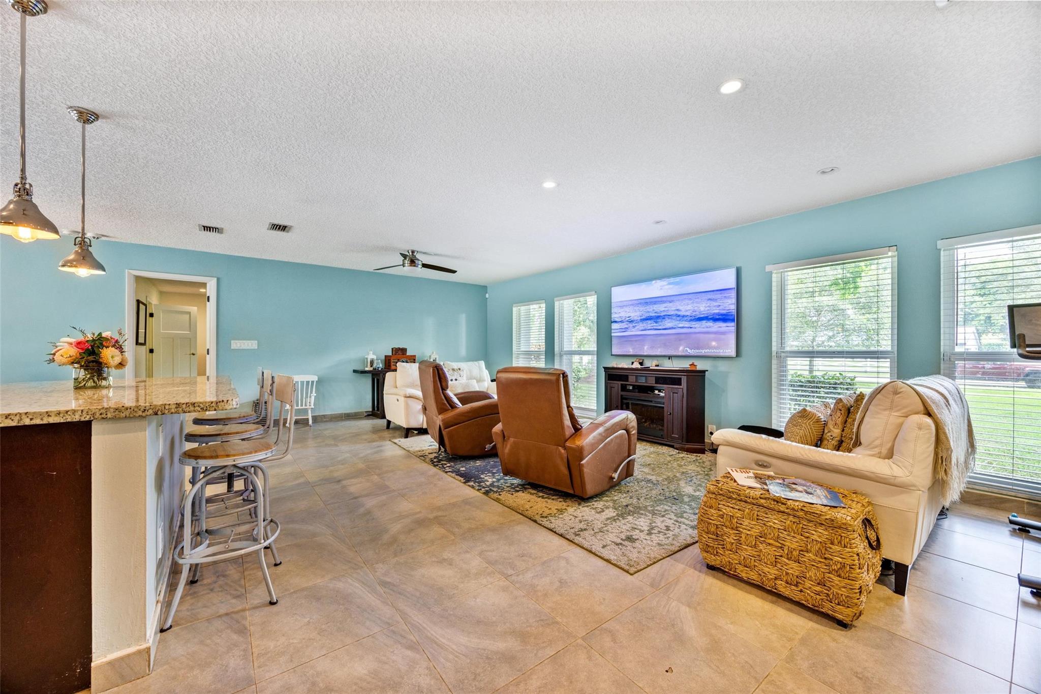 THE HILLS - Residential