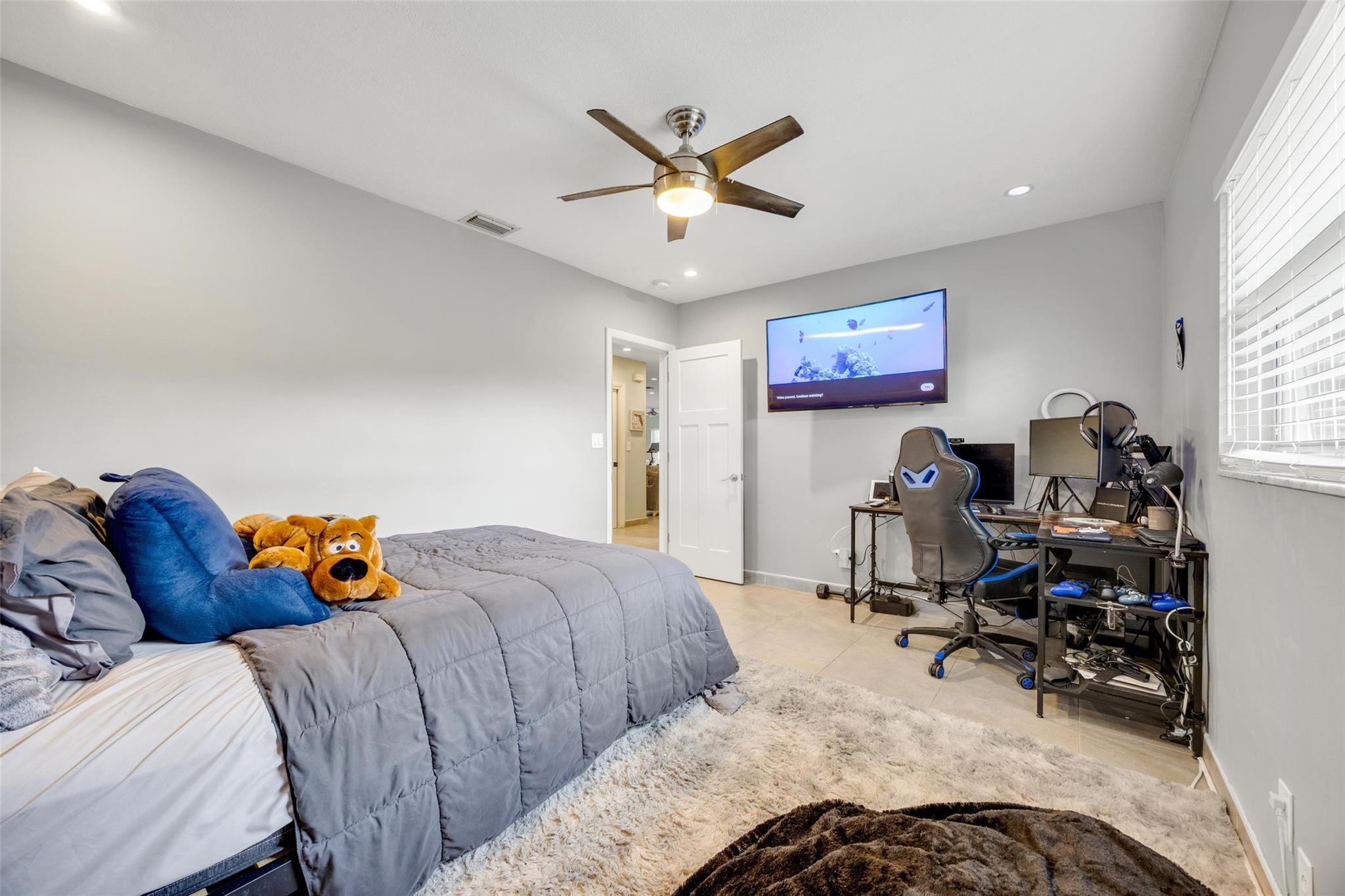 THE HILLS - Residential