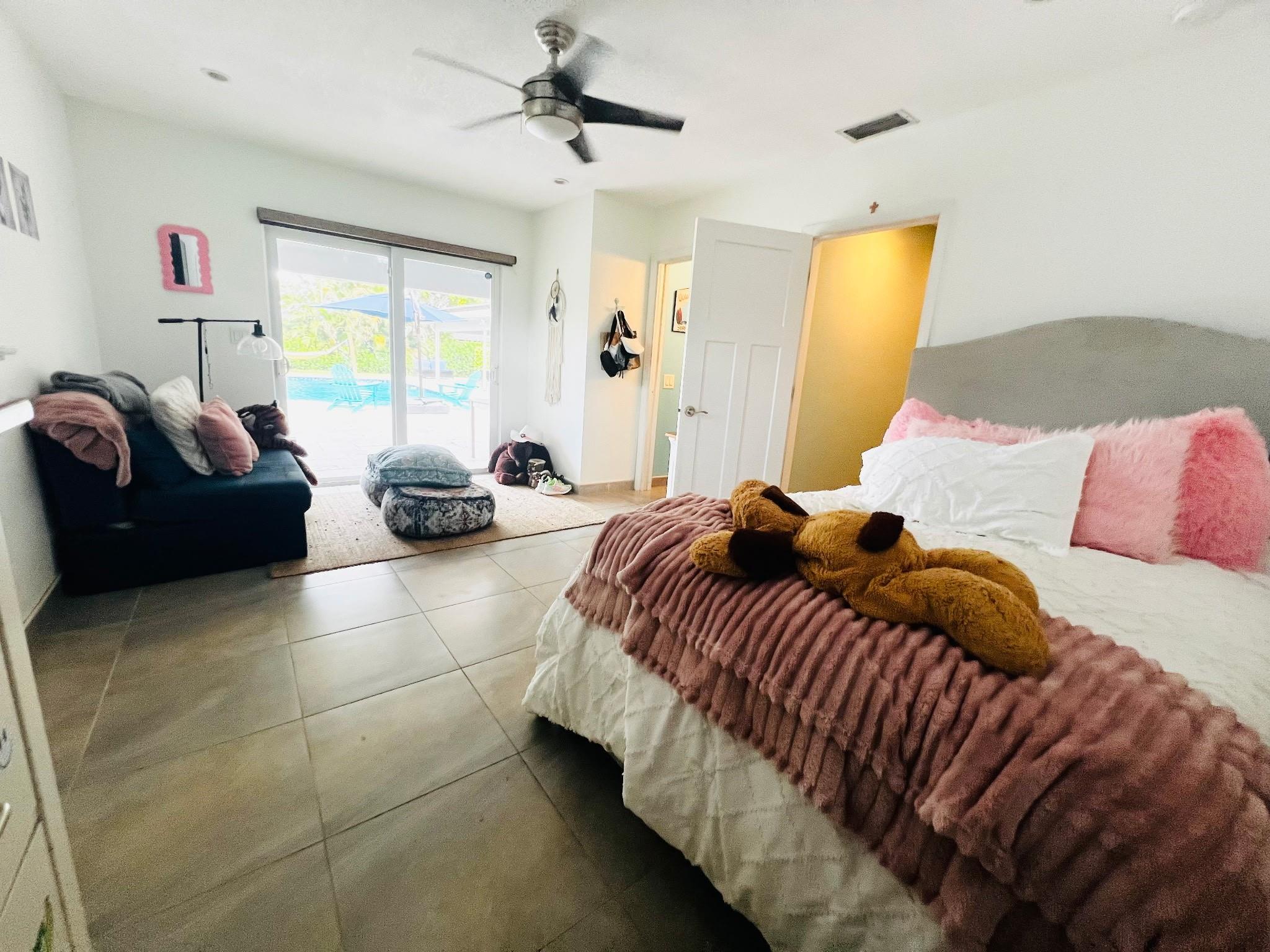 THE HILLS - Residential