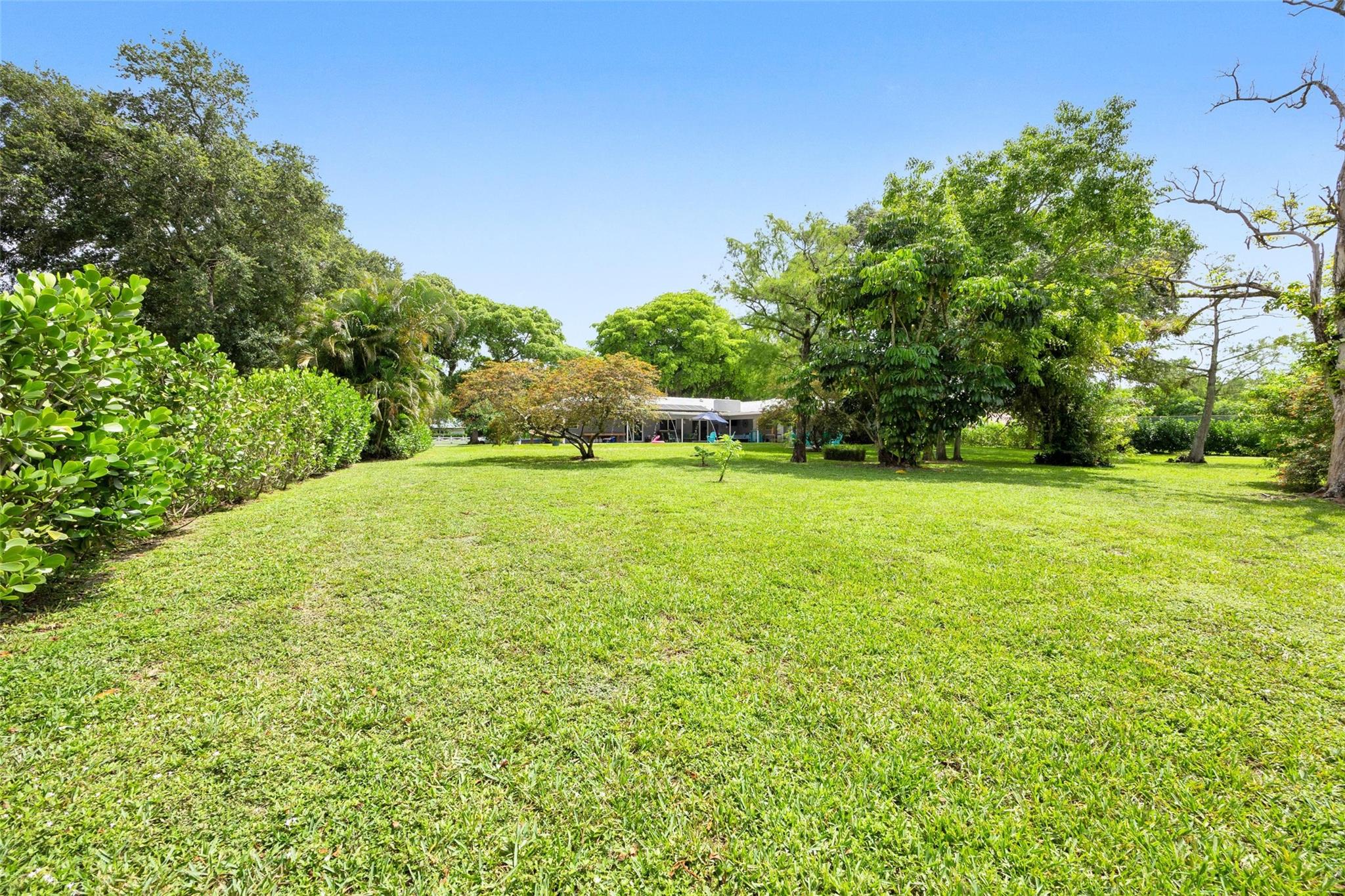 THE HILLS - Residential