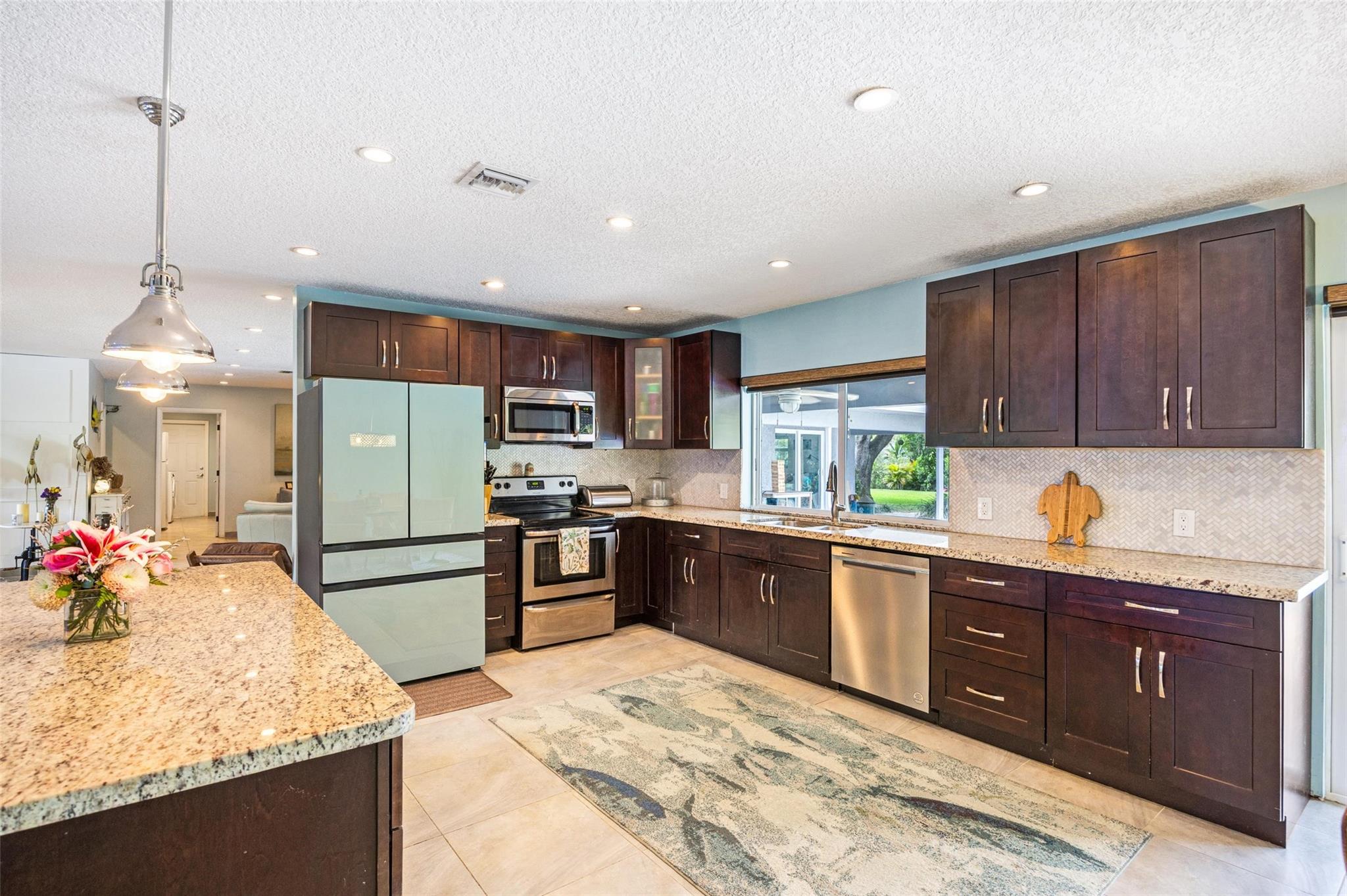 THE HILLS - Residential