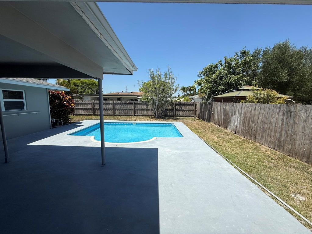 Photo of 11157 Mandarin Street, Boca Raton, FL 33428 (MLS # R11068812)