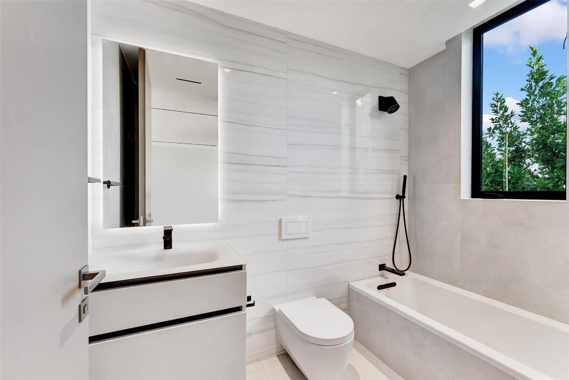 HOLLEMAN PARK - Residential