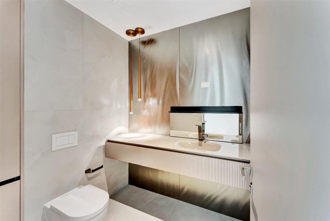 HOLLEMAN PARK - Residential