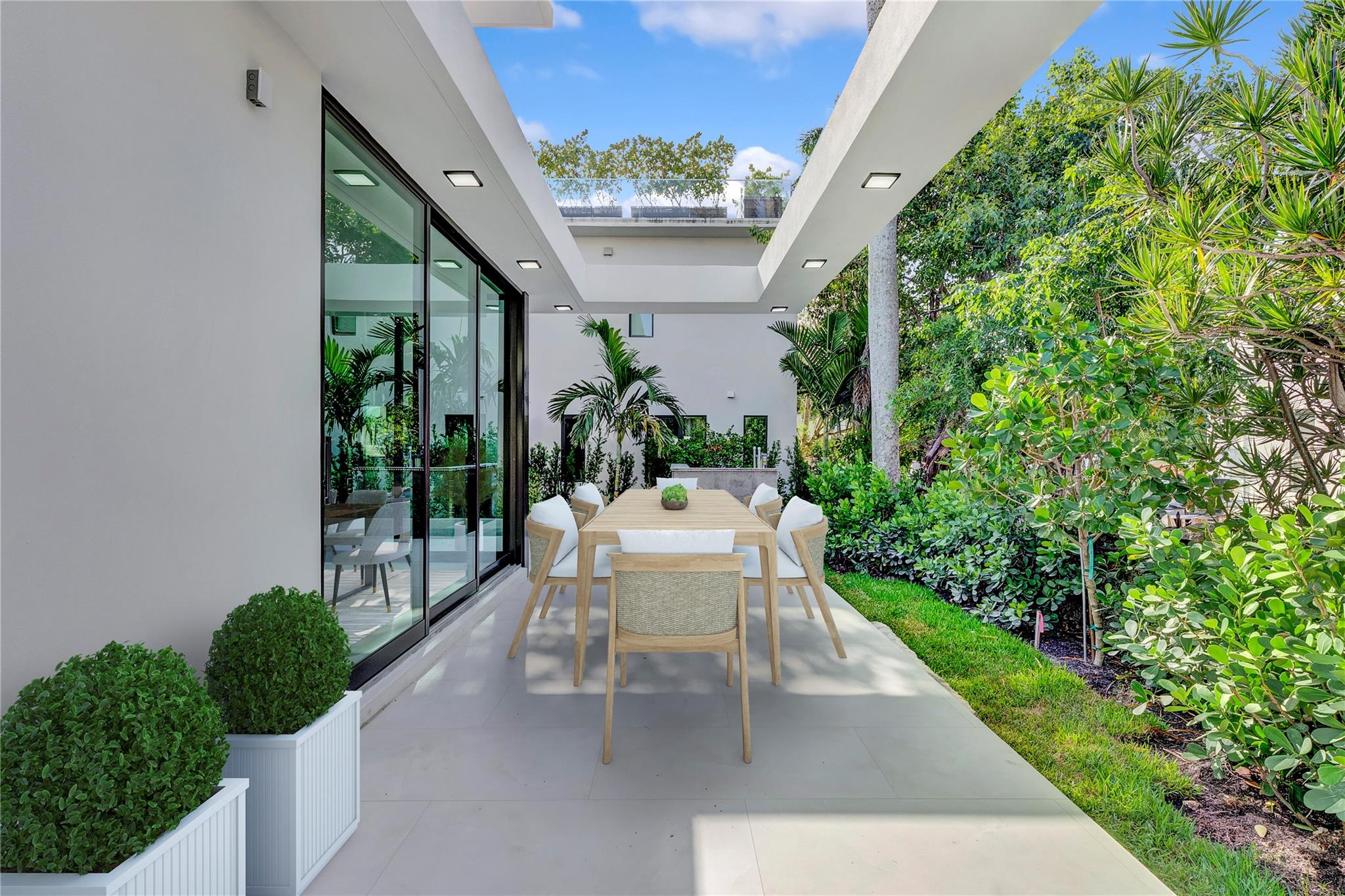 HOLLEMAN PARK - Residential