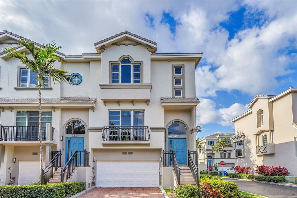 Photo of 1902 Coral Heights Court, Fort Lauderdale, FL 33308 (MLS # F10498912)