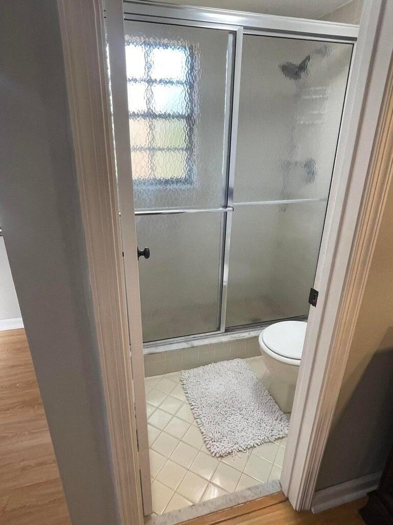 CYPRESS COURT CONDOMINIUM - Residential Lease