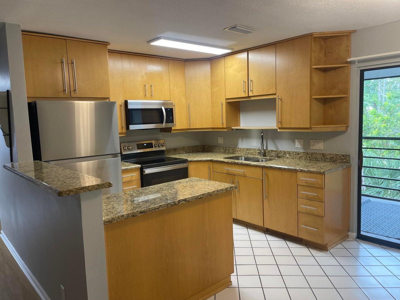 CYPRESS COURT CONDOMINIUM - Residential Lease
