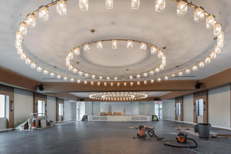 DELRAY VILLAS - Residential