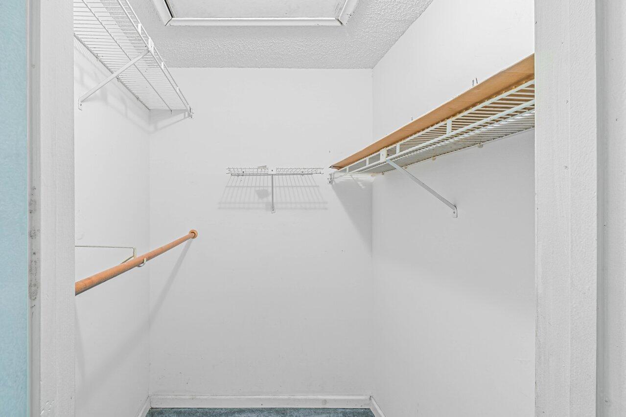 DELRAY VILLAS - Residential