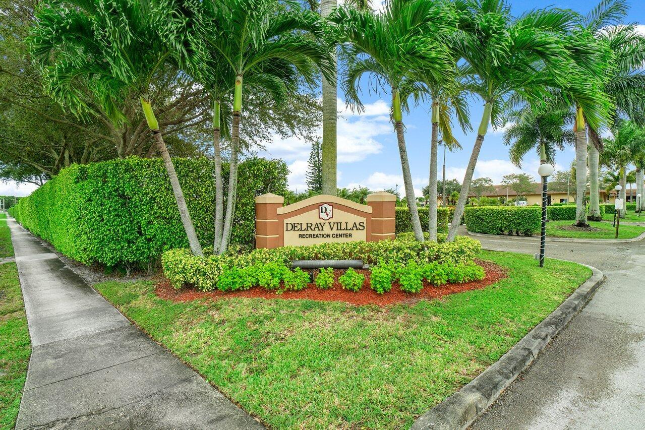 DELRAY VILLAS - Residential