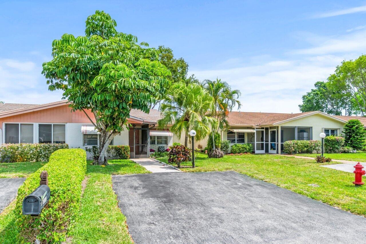 DELRAY VILLAS - Residential