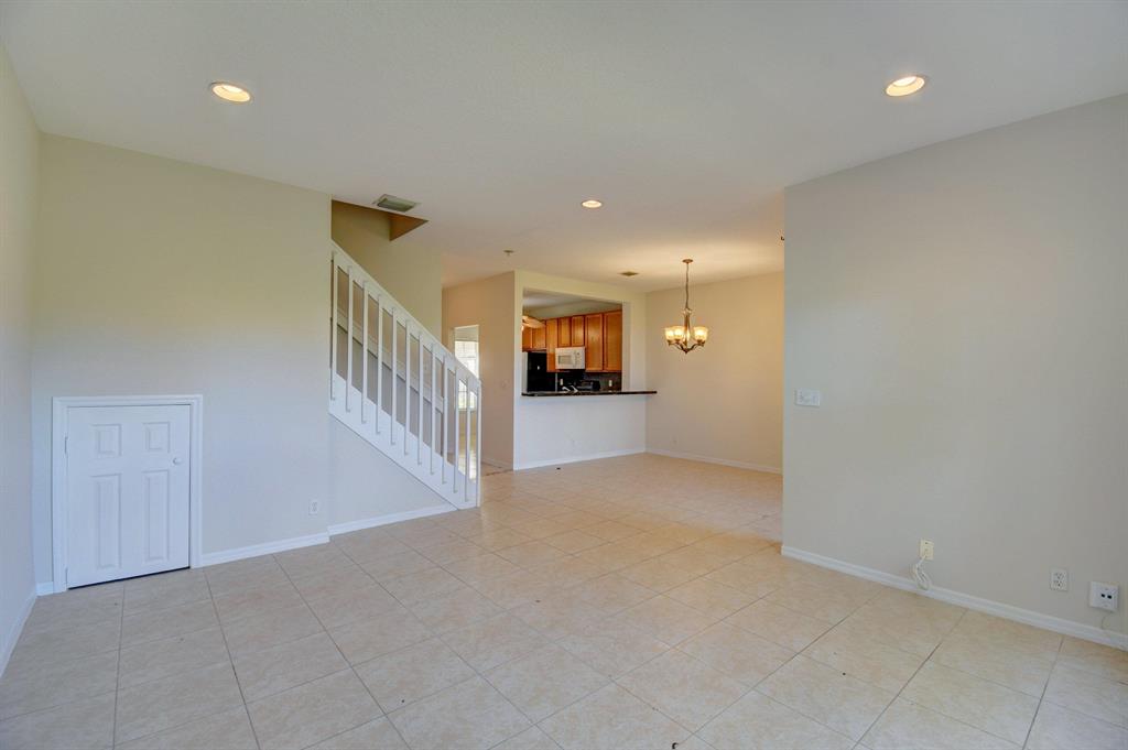 BOYNTON OASIS - Residential Lease