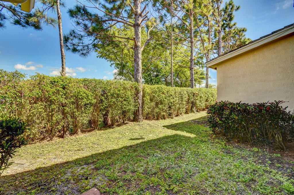 BOYNTON OASIS - Residential Lease