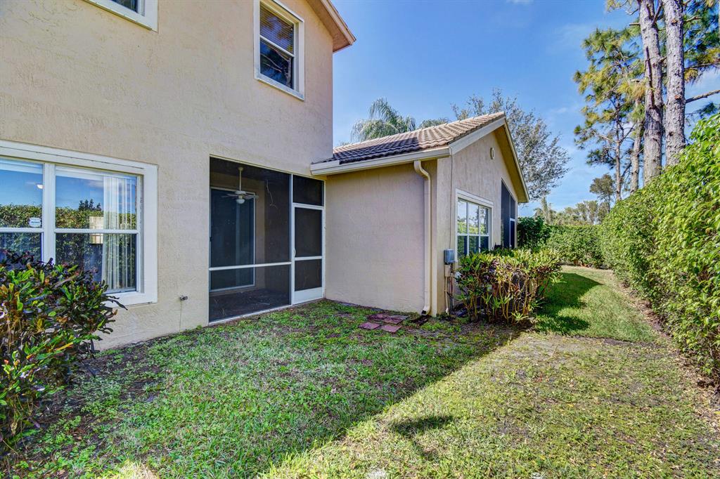 BOYNTON OASIS - Residential Lease