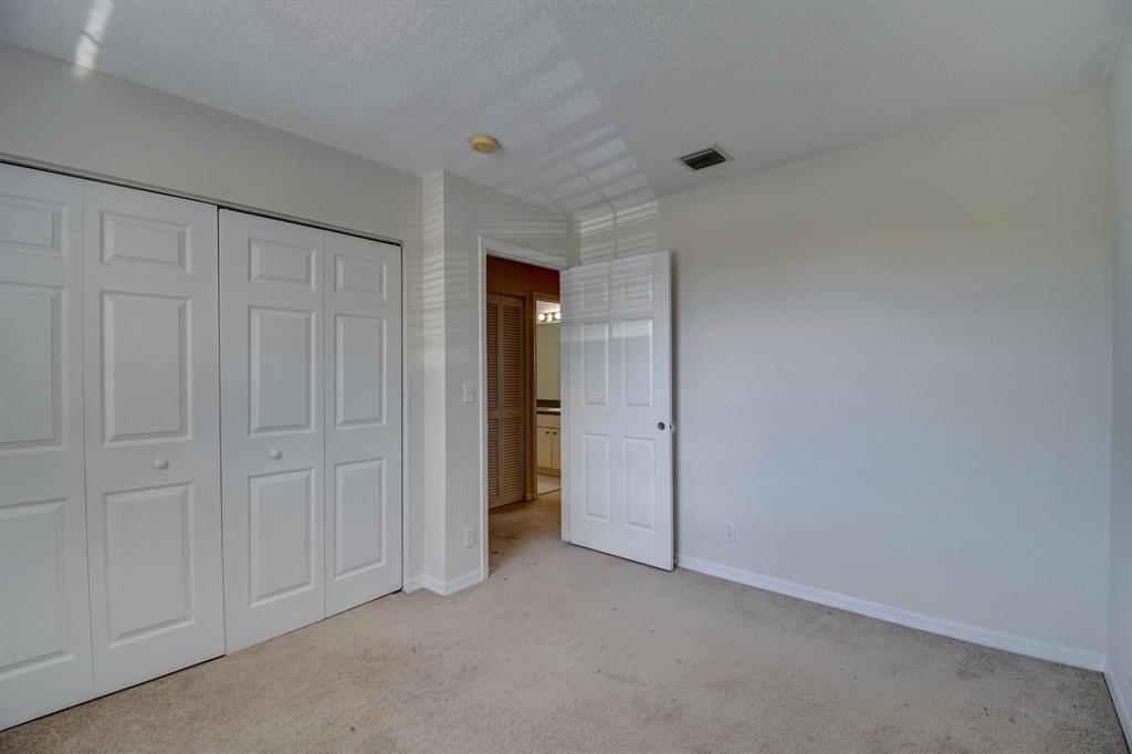 BOYNTON OASIS - Residential Lease