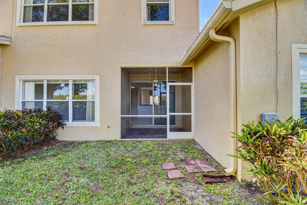 BOYNTON OASIS - Residential Lease