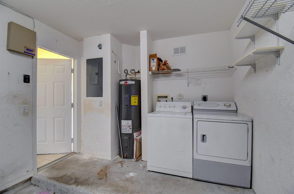 BOYNTON OASIS - Residential Lease