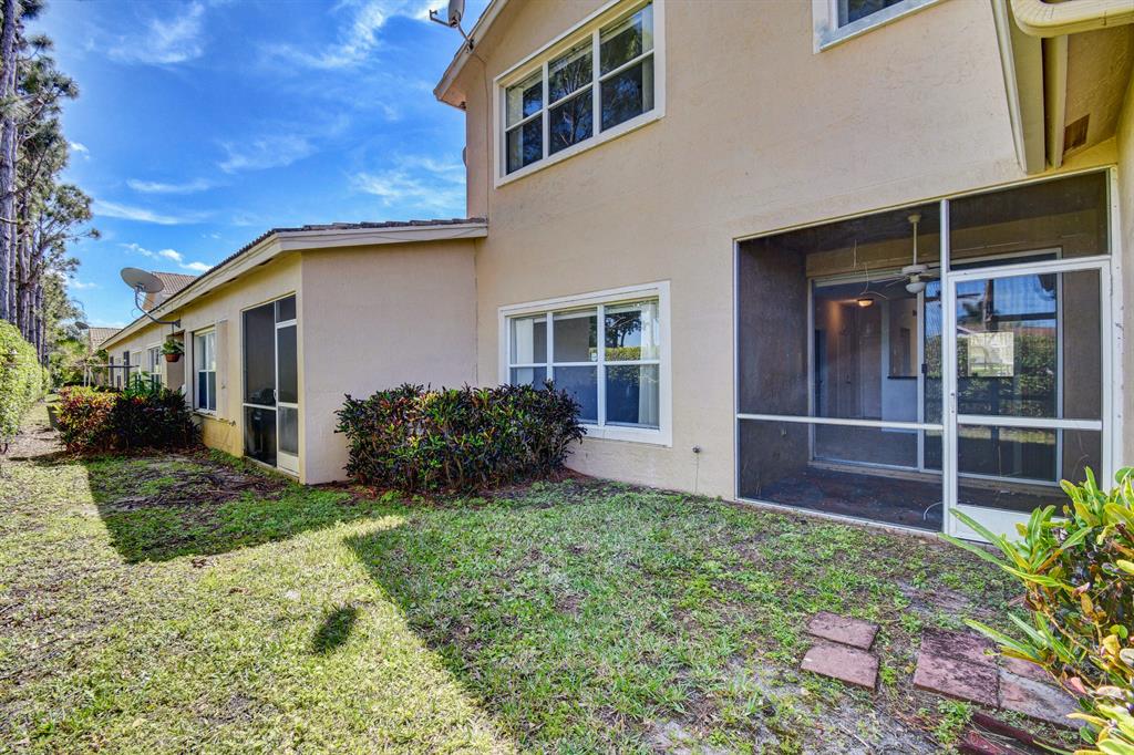 BOYNTON OASIS - Residential Lease