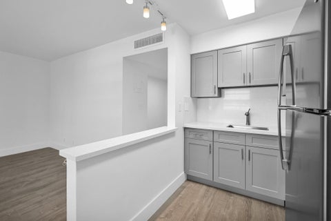 Tiny photo for 4051 NE 13th Avenue #69-3, Oakland Park, FL 33334 (MLS # B26040291)
