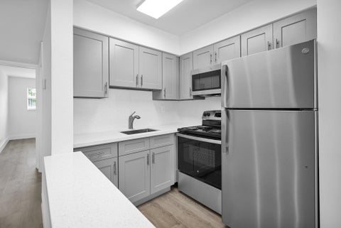 Tiny photo for 4051 NE 13th Avenue #69-3, Oakland Park, FL 33334 (MLS # B26040291)