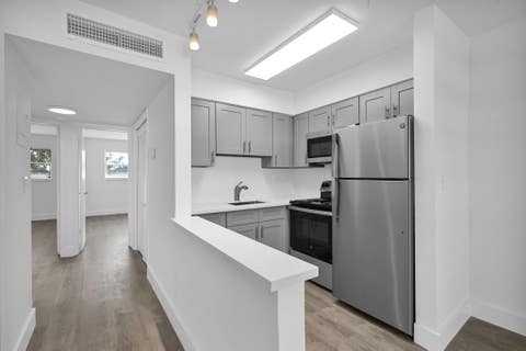 Tiny photo for 4051 NE 13th Avenue #69-3, Oakland Park, FL 33334 (MLS # B26040291)