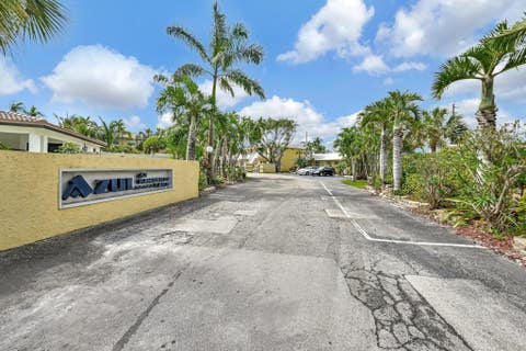 Tiny photo for 4051 NE 13th Avenue #69-3, Oakland Park, FL 33334 (MLS # B26040291)