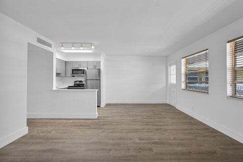 Tiny photo for 4051 NE 13th Avenue #69-3, Oakland Park, FL 33334 (MLS # B26040291)