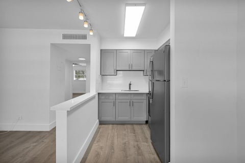 Tiny photo for 4051 NE 13th Avenue #69-3, Oakland Park, FL 33334 (MLS # B26040291)