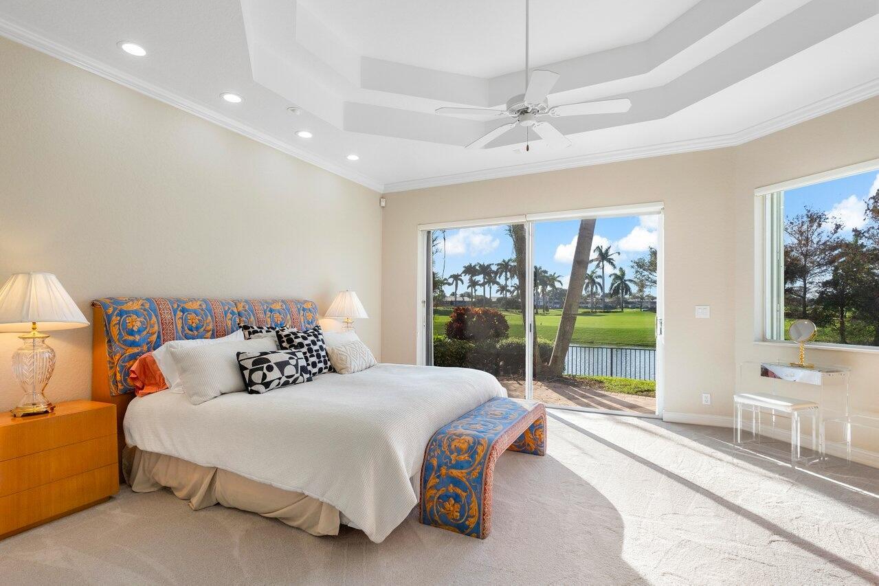 ISLES AT HUNTERS RUN - Residential