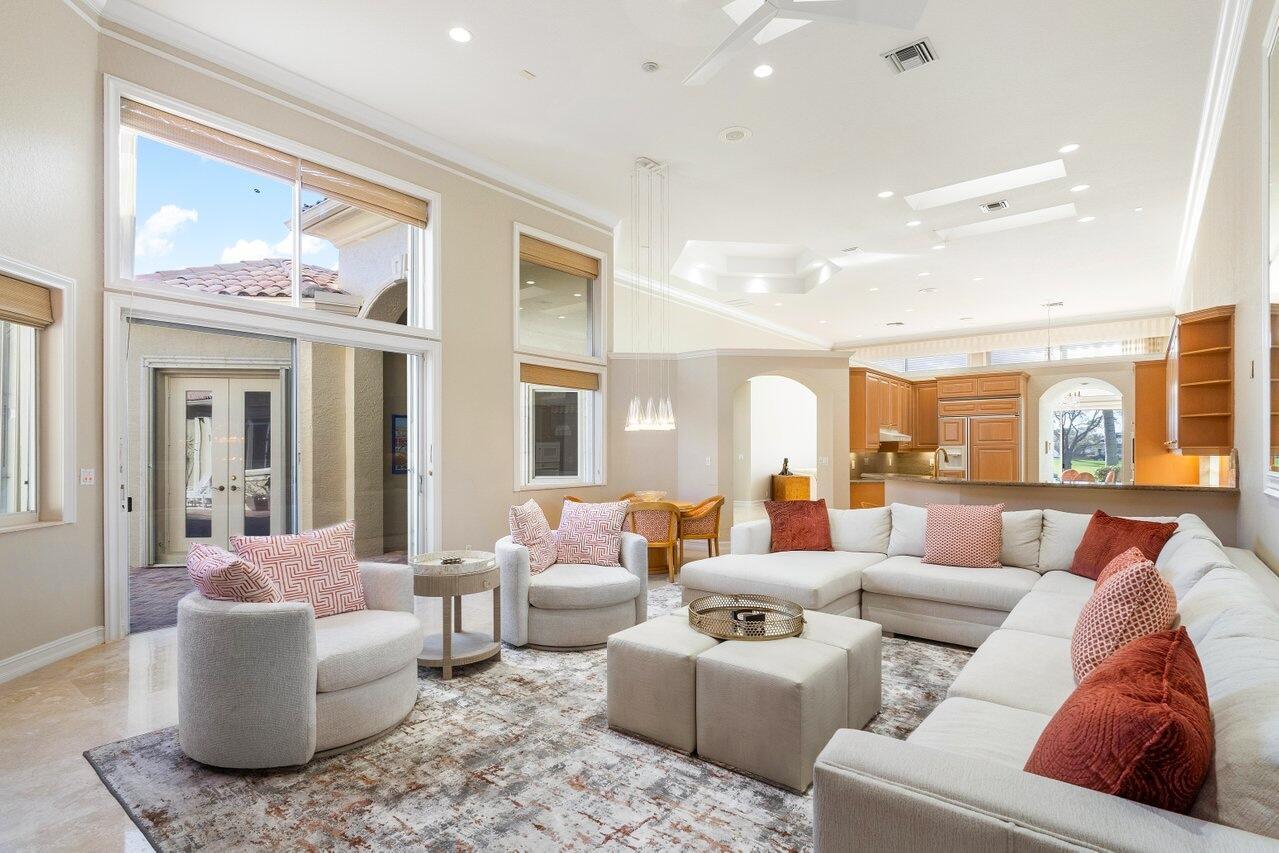 ISLES AT HUNTERS RUN - Residential