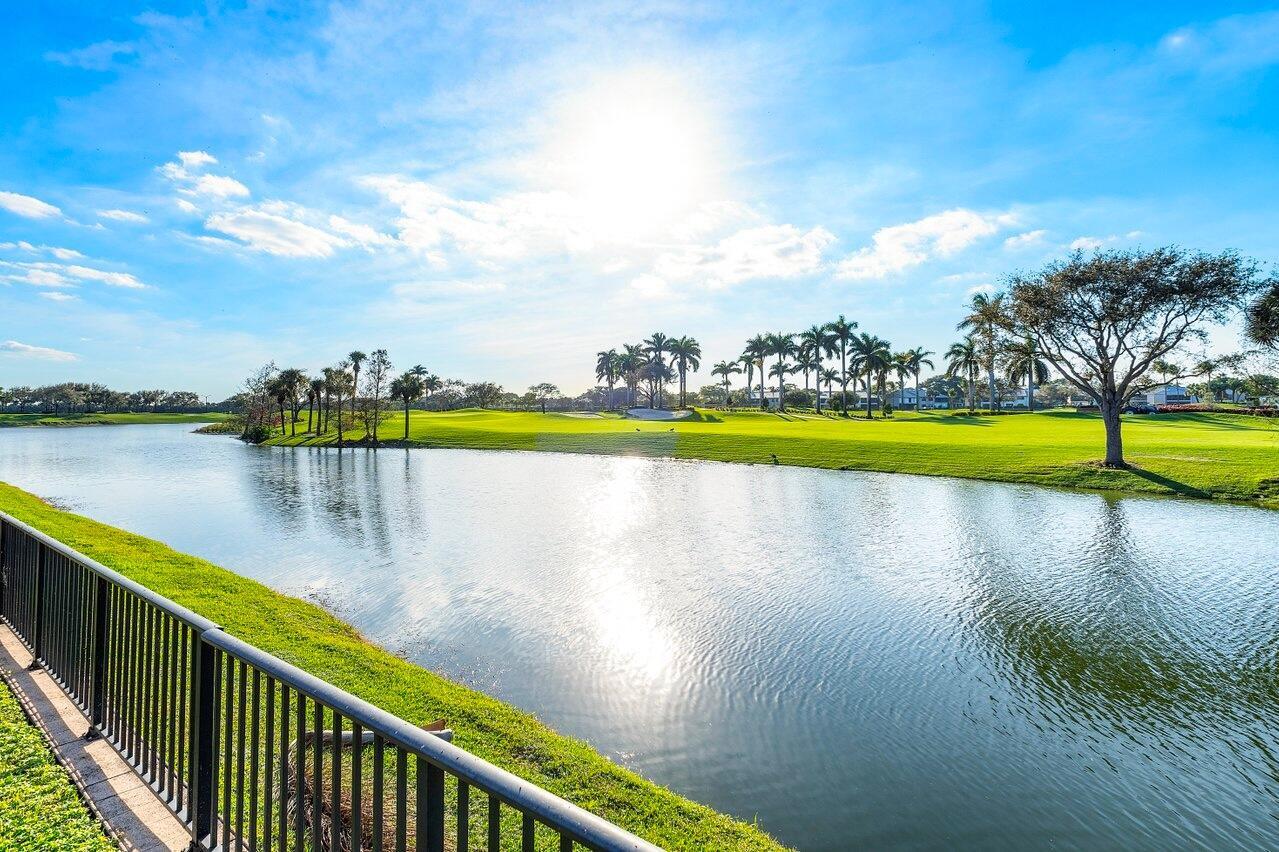 ISLES AT HUNTERS RUN - Residential