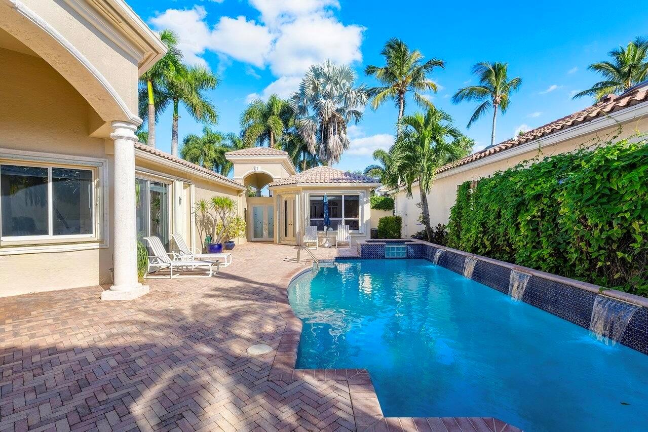 ISLES AT HUNTERS RUN - Residential