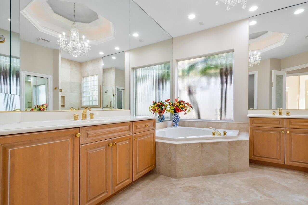 ISLES AT HUNTERS RUN - Residential