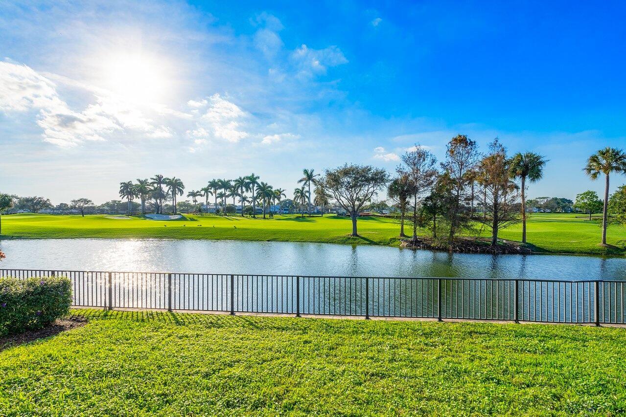 ISLES AT HUNTERS RUN - Residential