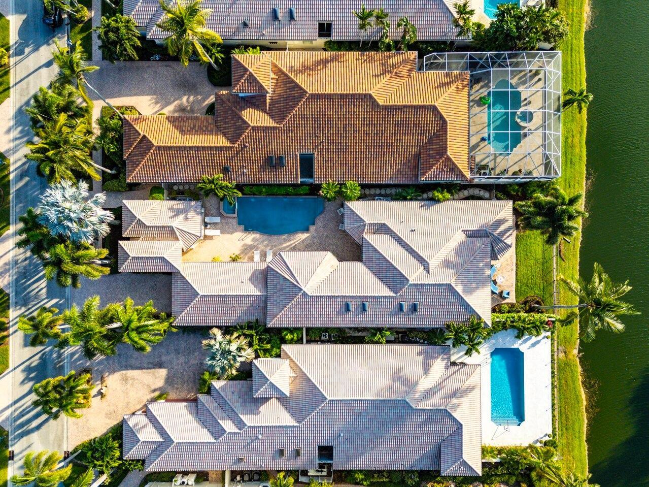ISLES AT HUNTERS RUN - Residential