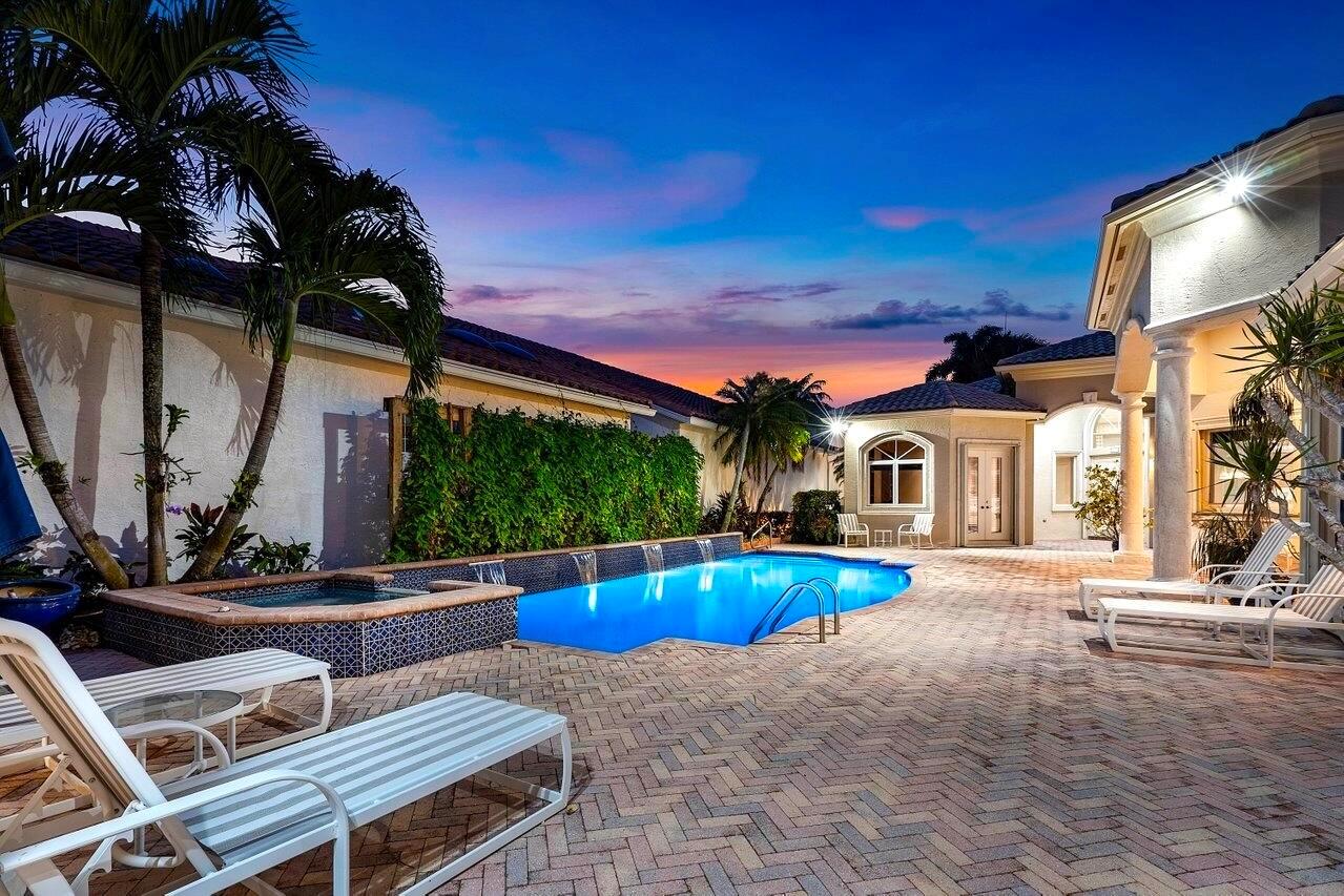 ISLES AT HUNTERS RUN - Residential