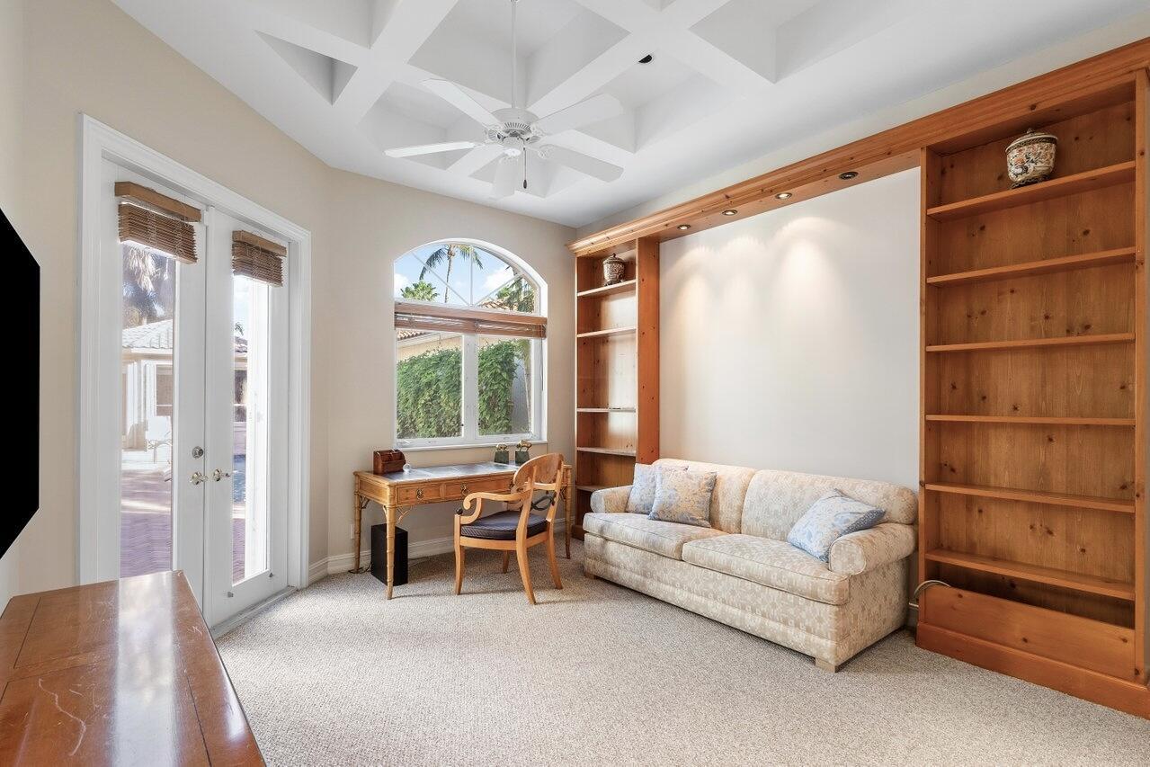 ISLES AT HUNTERS RUN - Residential