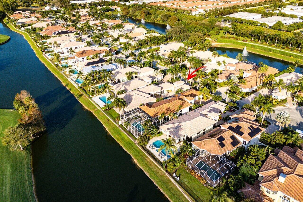 ISLES AT HUNTERS RUN - Residential