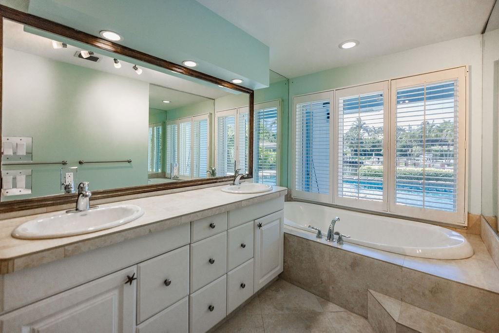 Lighthouse Point - Residential