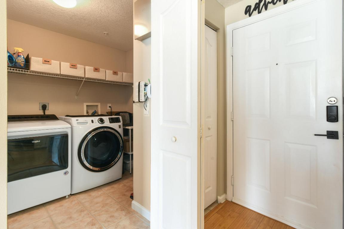 SOMERSET AT ABACOA CONDO - Residential