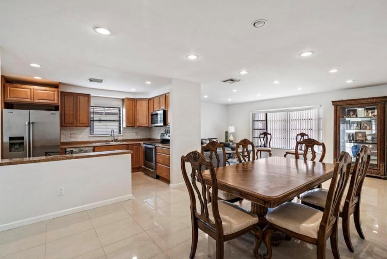 BUTTONWOOD 1 - Residential