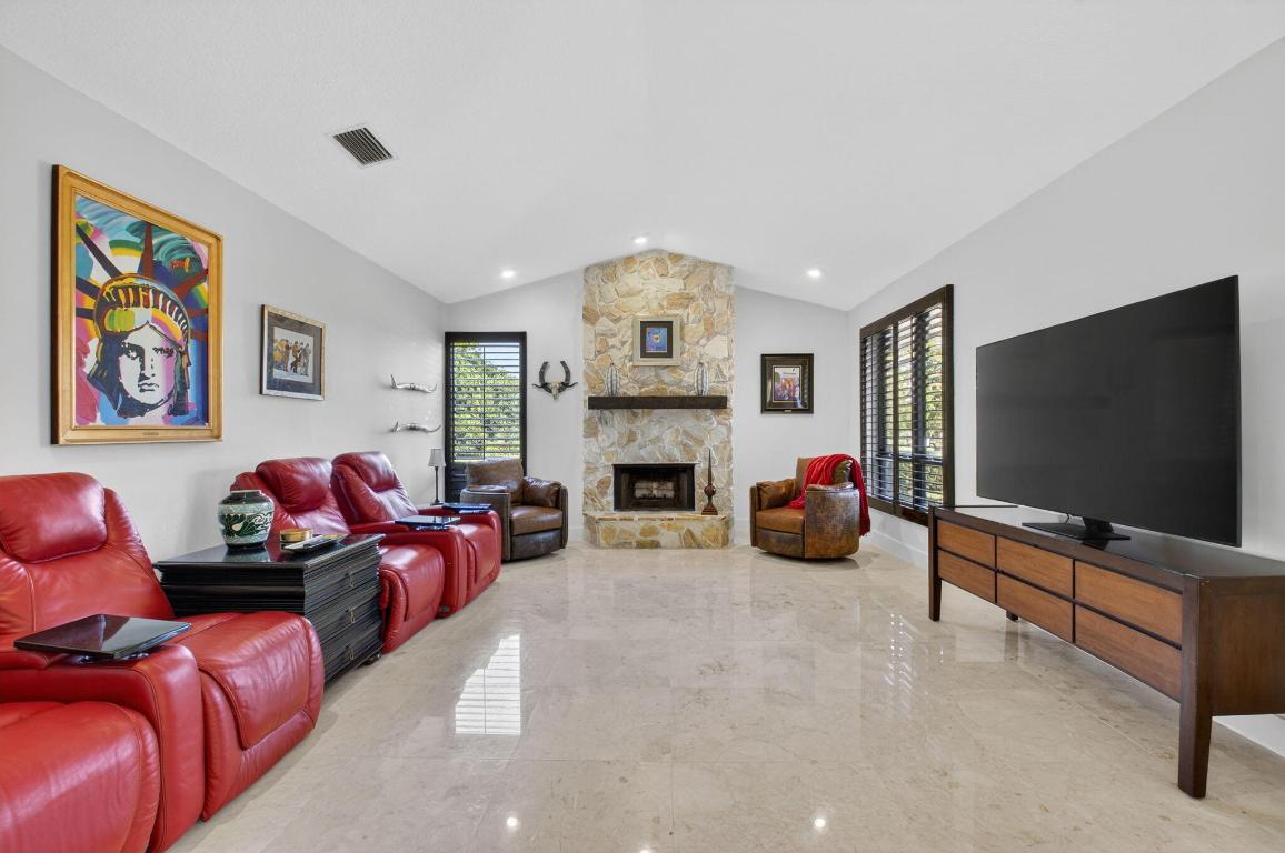 TIERRA DEL REY - Residential