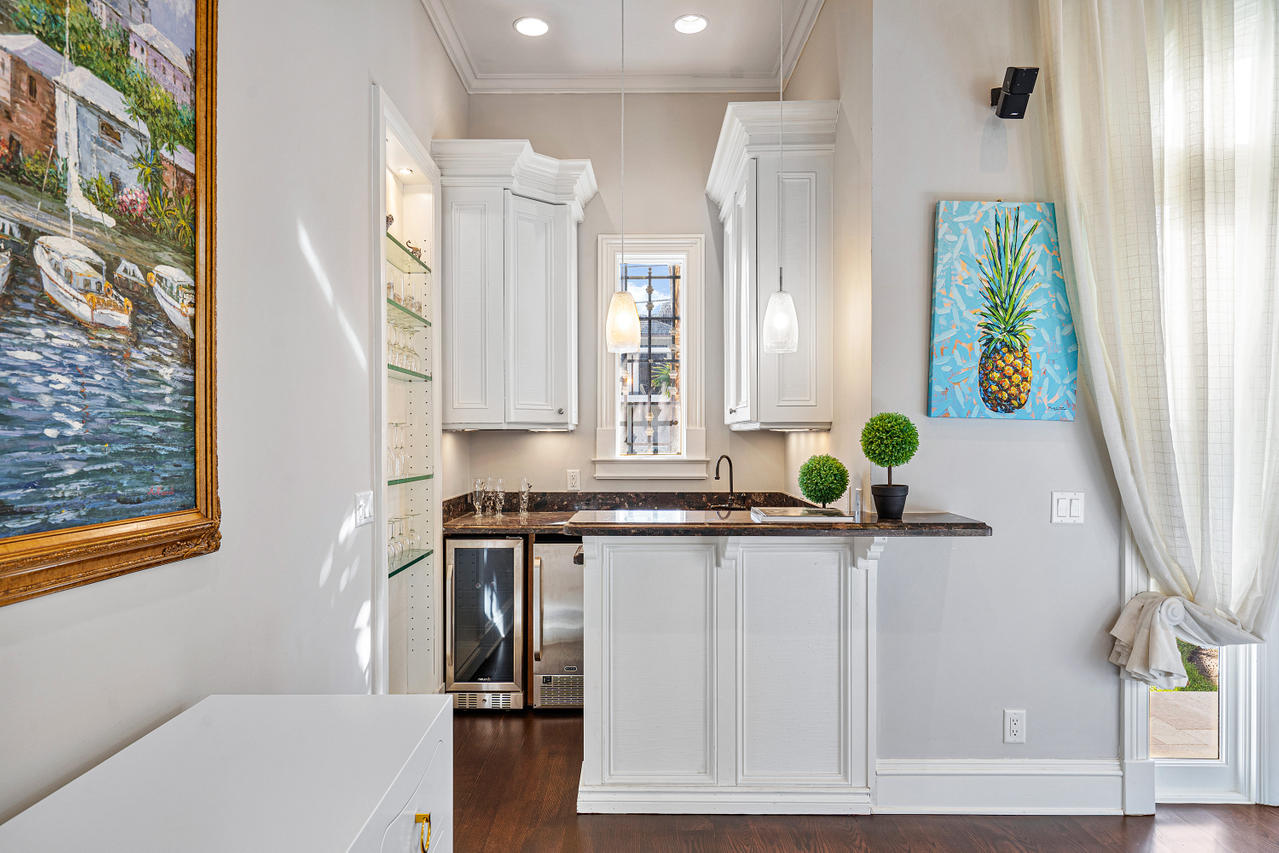 CRESTWOOD DELRAY - Residential